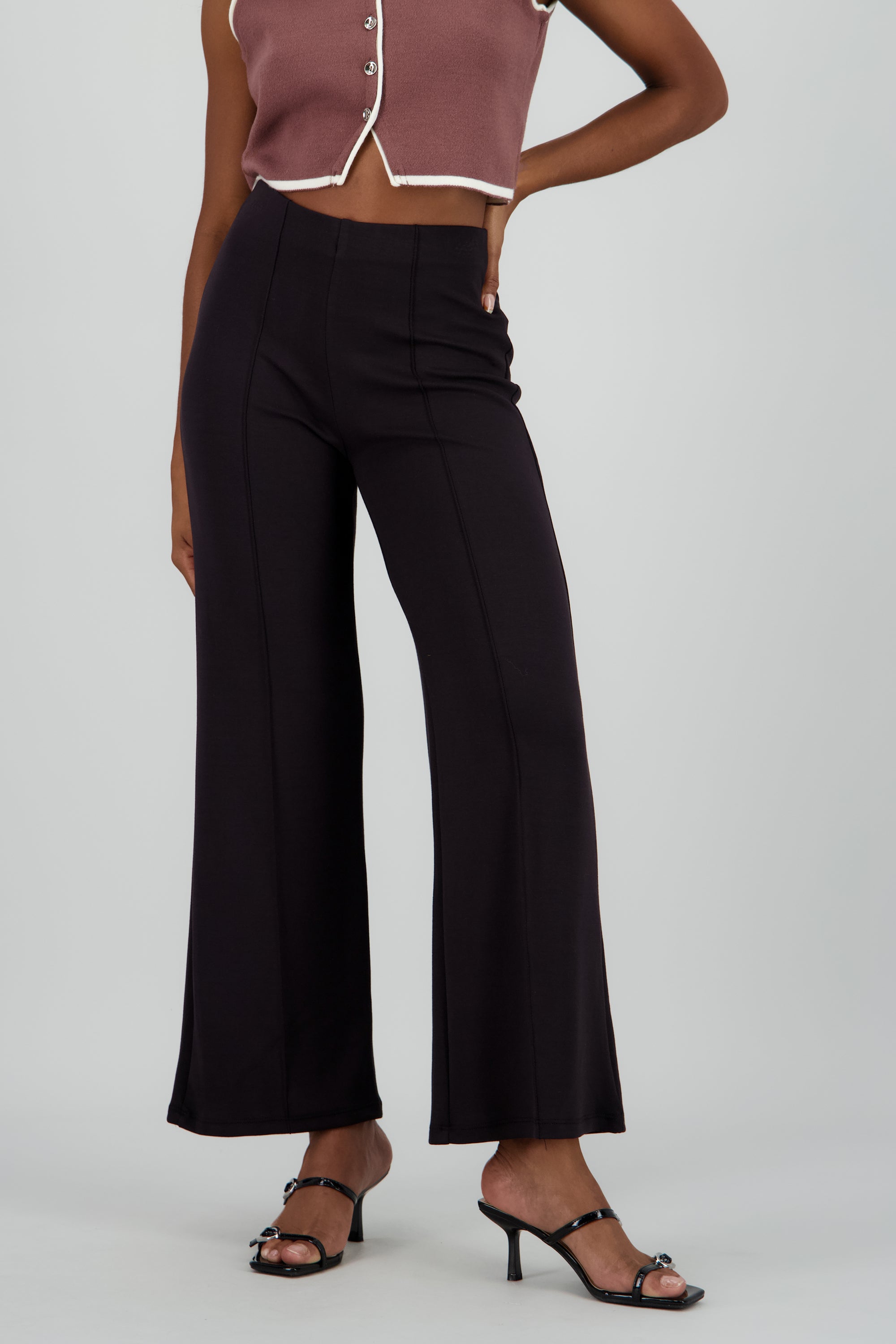 Pantalon amplio det costura NEGRO