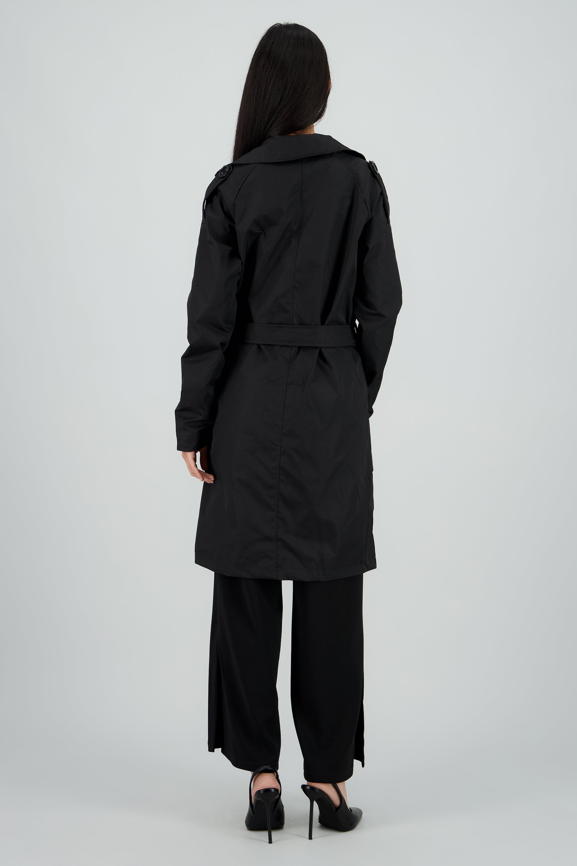 Gabardina midi con cinturon NEGRO