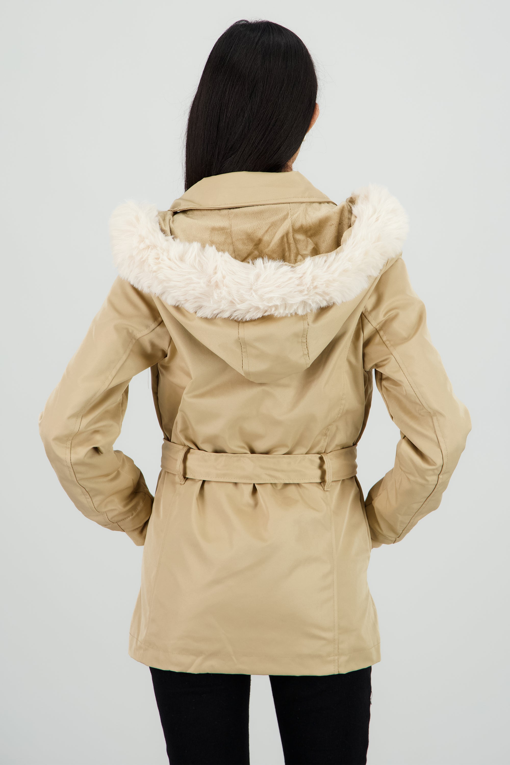 Gabardina con botones det peluche BEIGE
