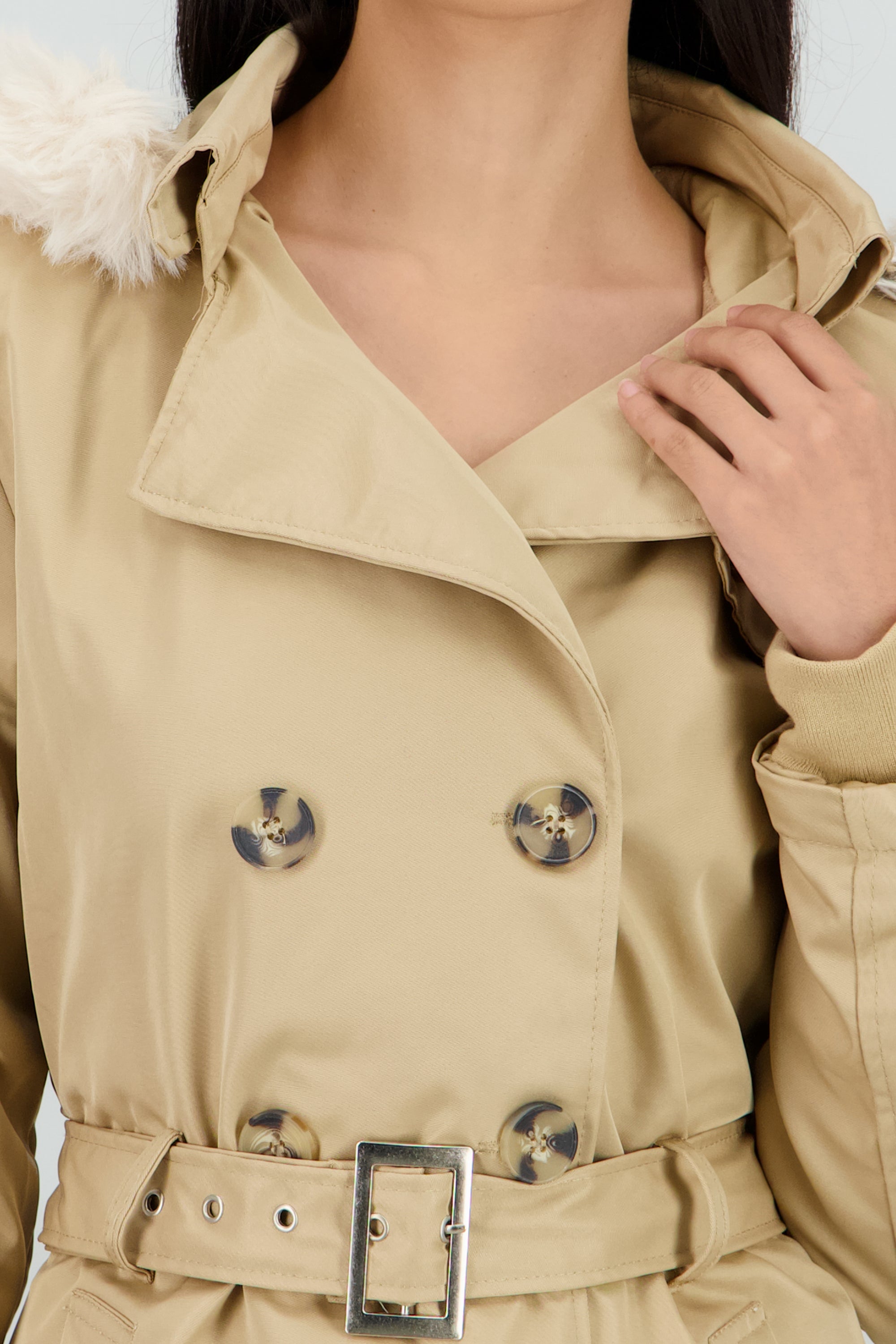 Gabardina con botones det peluche BEIGE