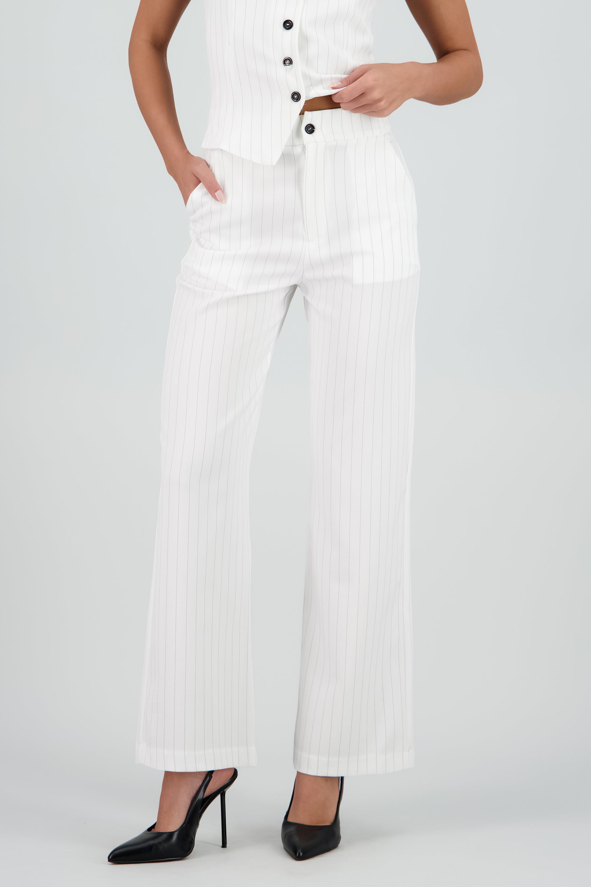 Pantalon recto sastreado detalle boton BLANCO COMBO