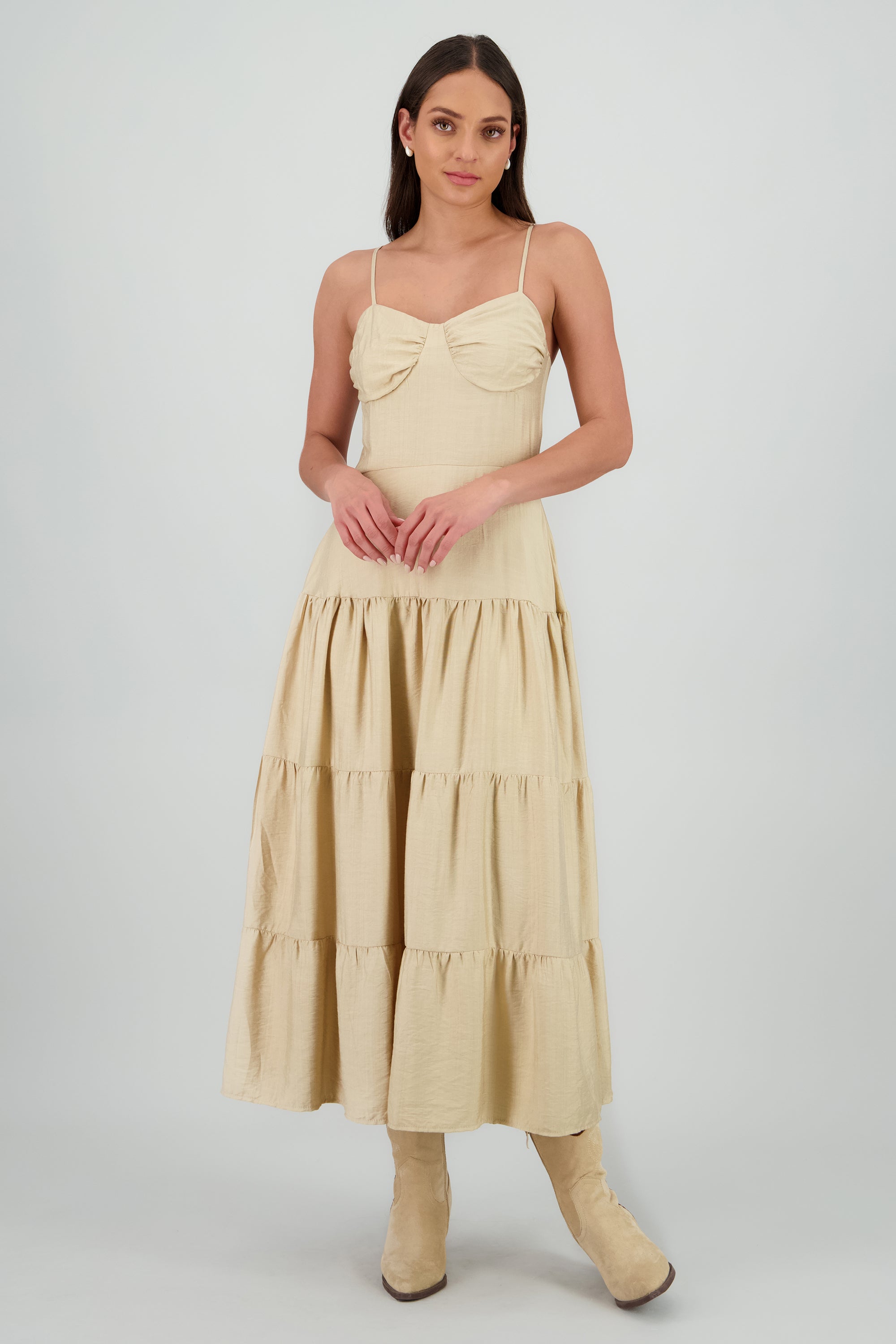 Vestido maxi olanes detalle plisado copas TAUPE