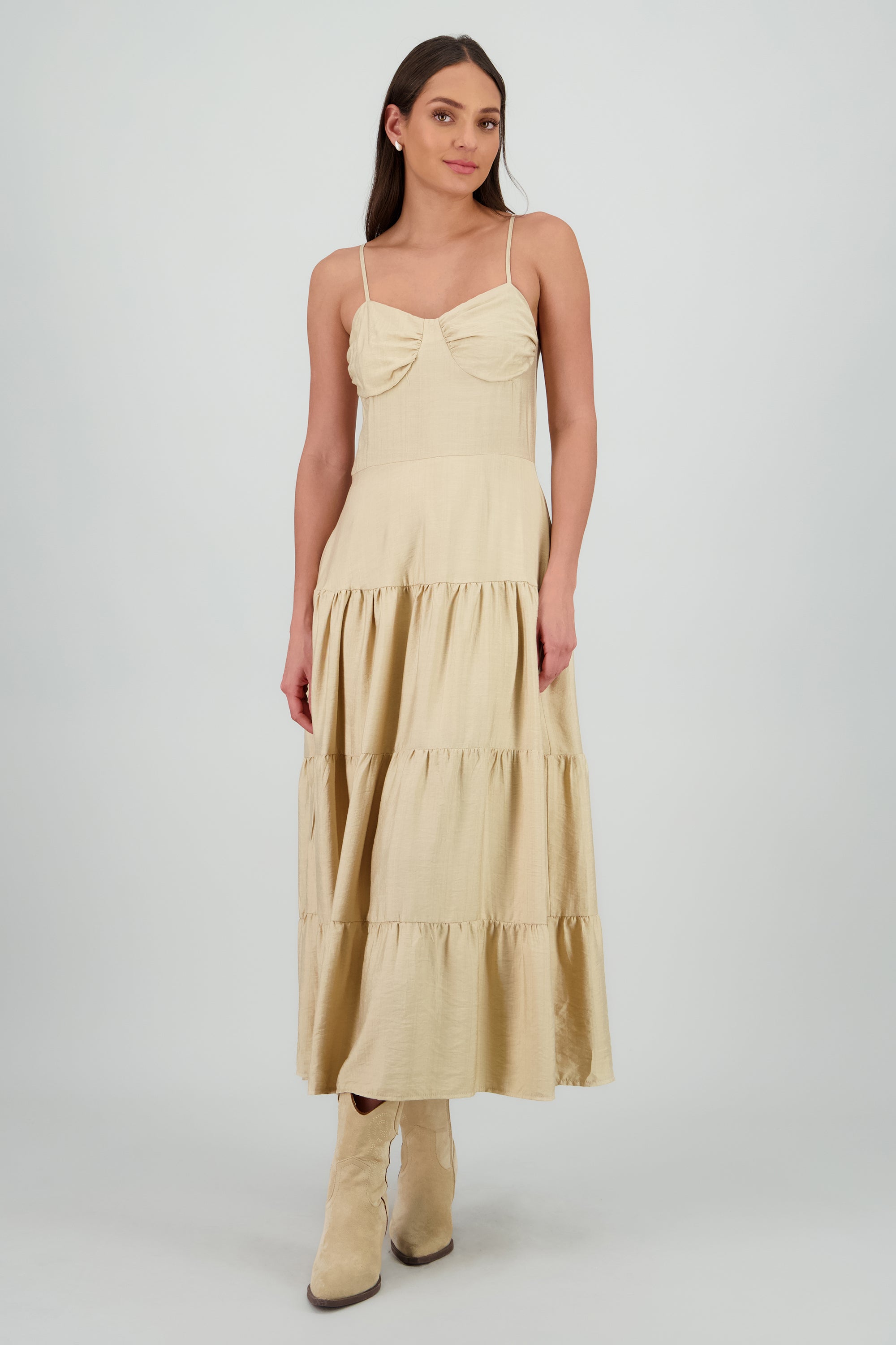 Vestido maxi olanes detalle plisado copas TAUPE