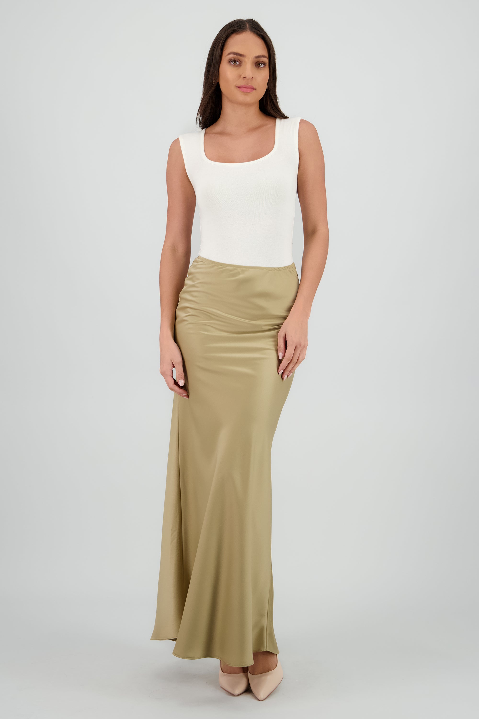 Falda maxi satinada tubo BEIGE