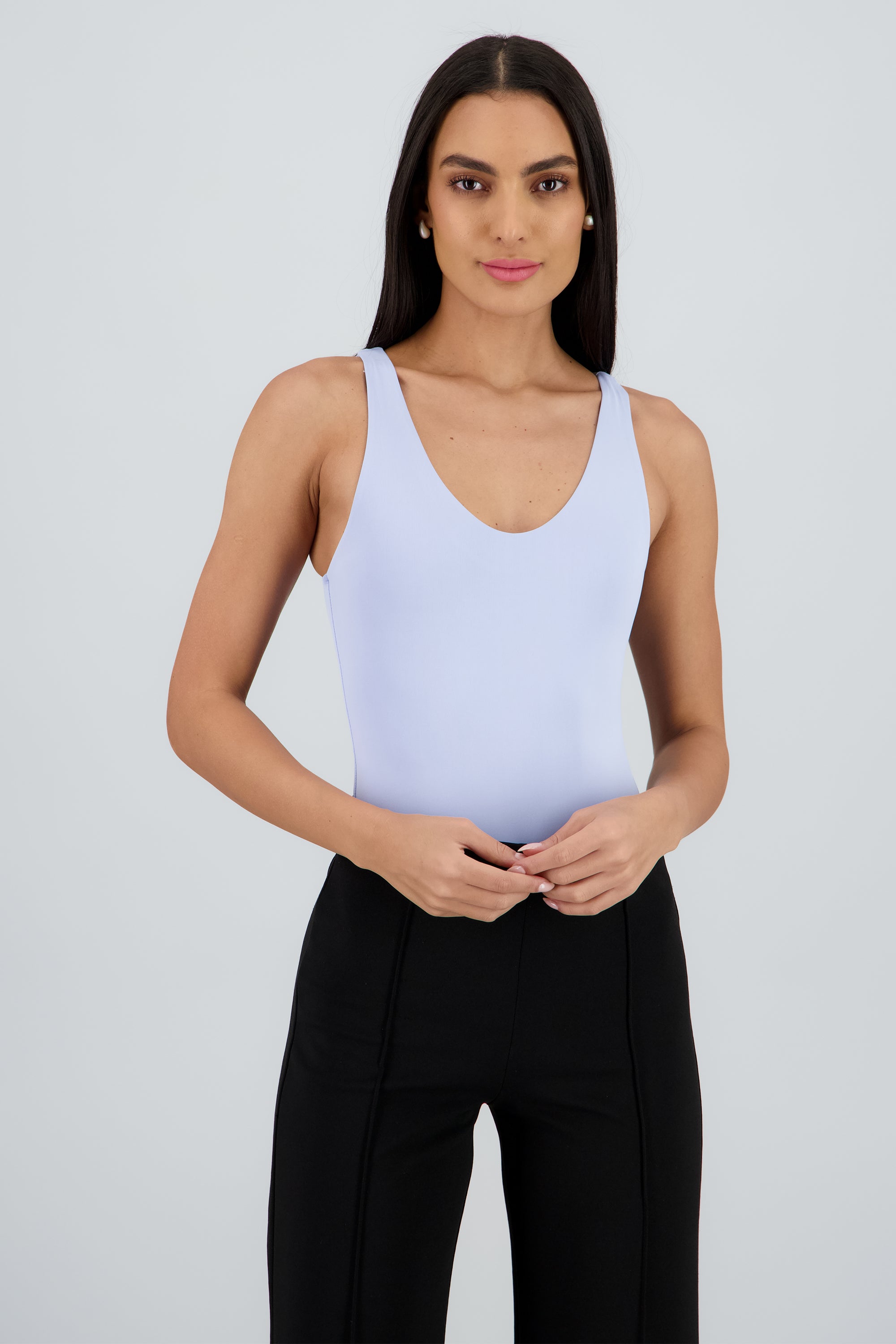 Body escote en V liso AZUL CIELO