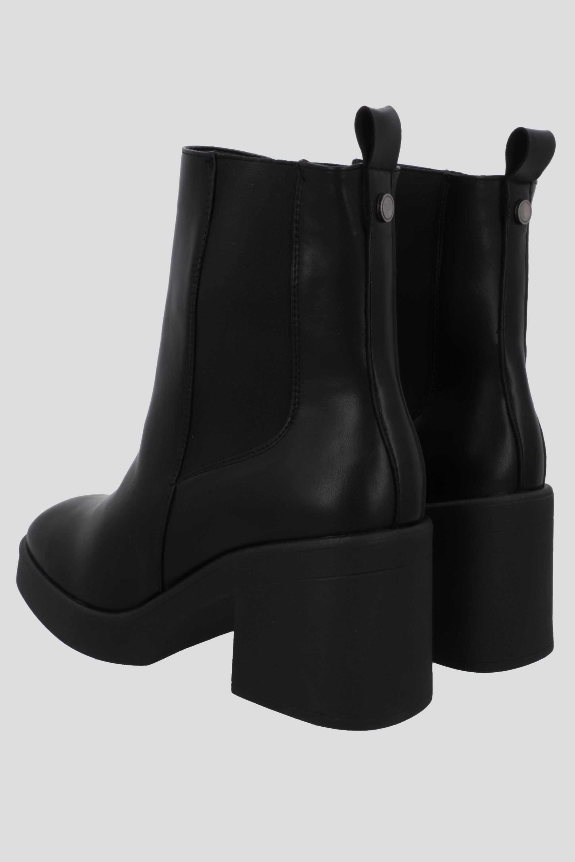 Botin chelsea bajo NEGRO