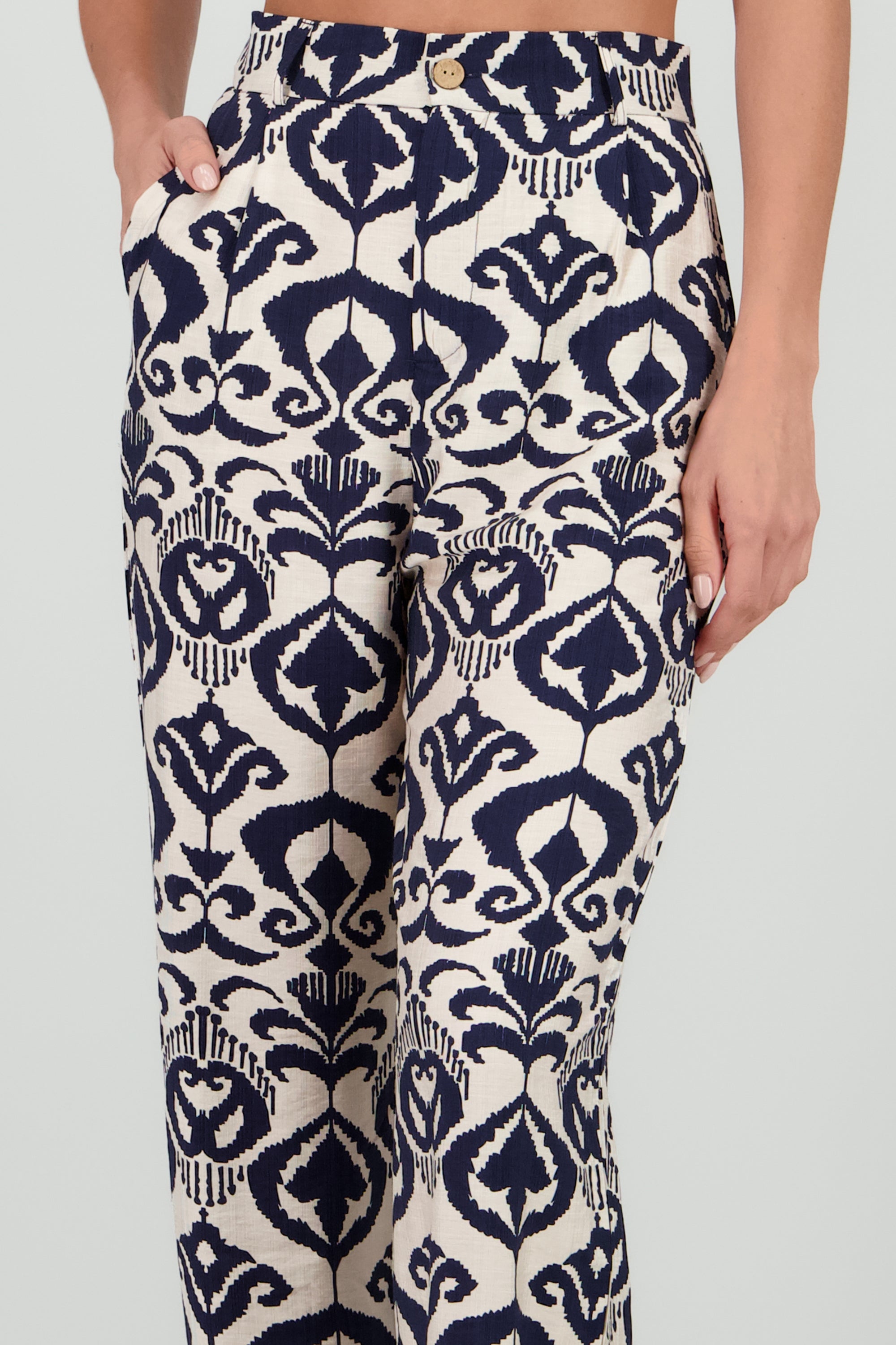 Pantalon con estampado y pinzas MARINO COMBO