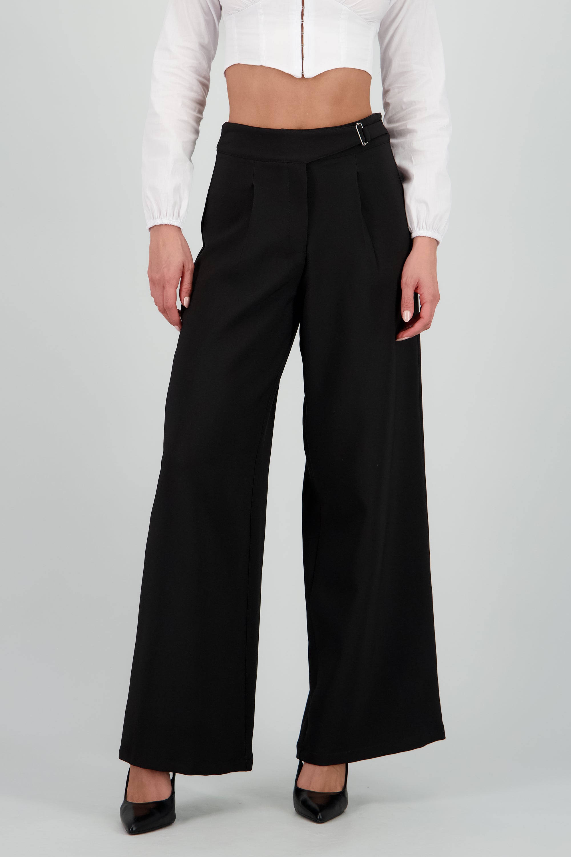 Pantalon amplio det cinturon NEGRO