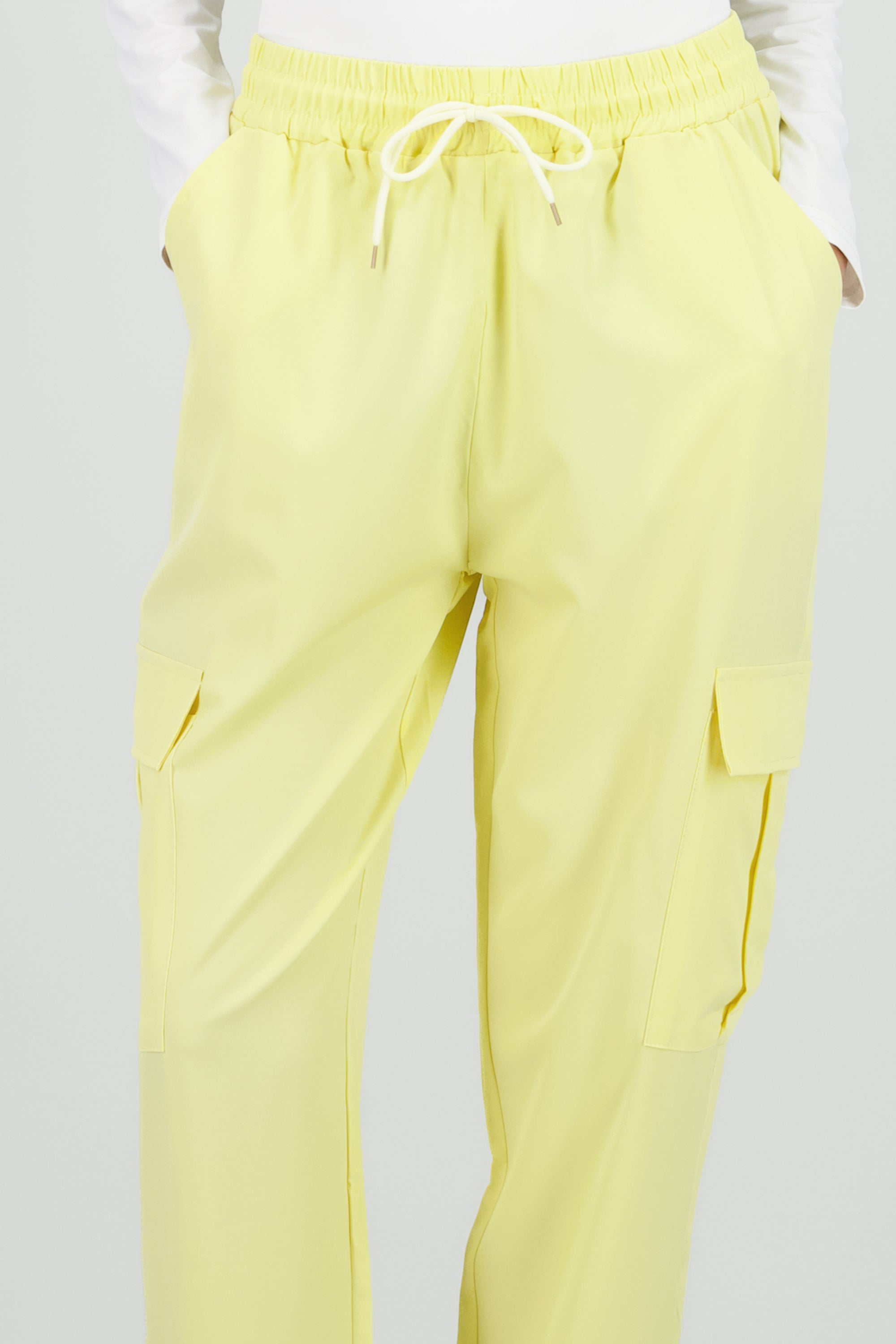 Pantalón Cargo Monocolor Bolsas AMARILLO