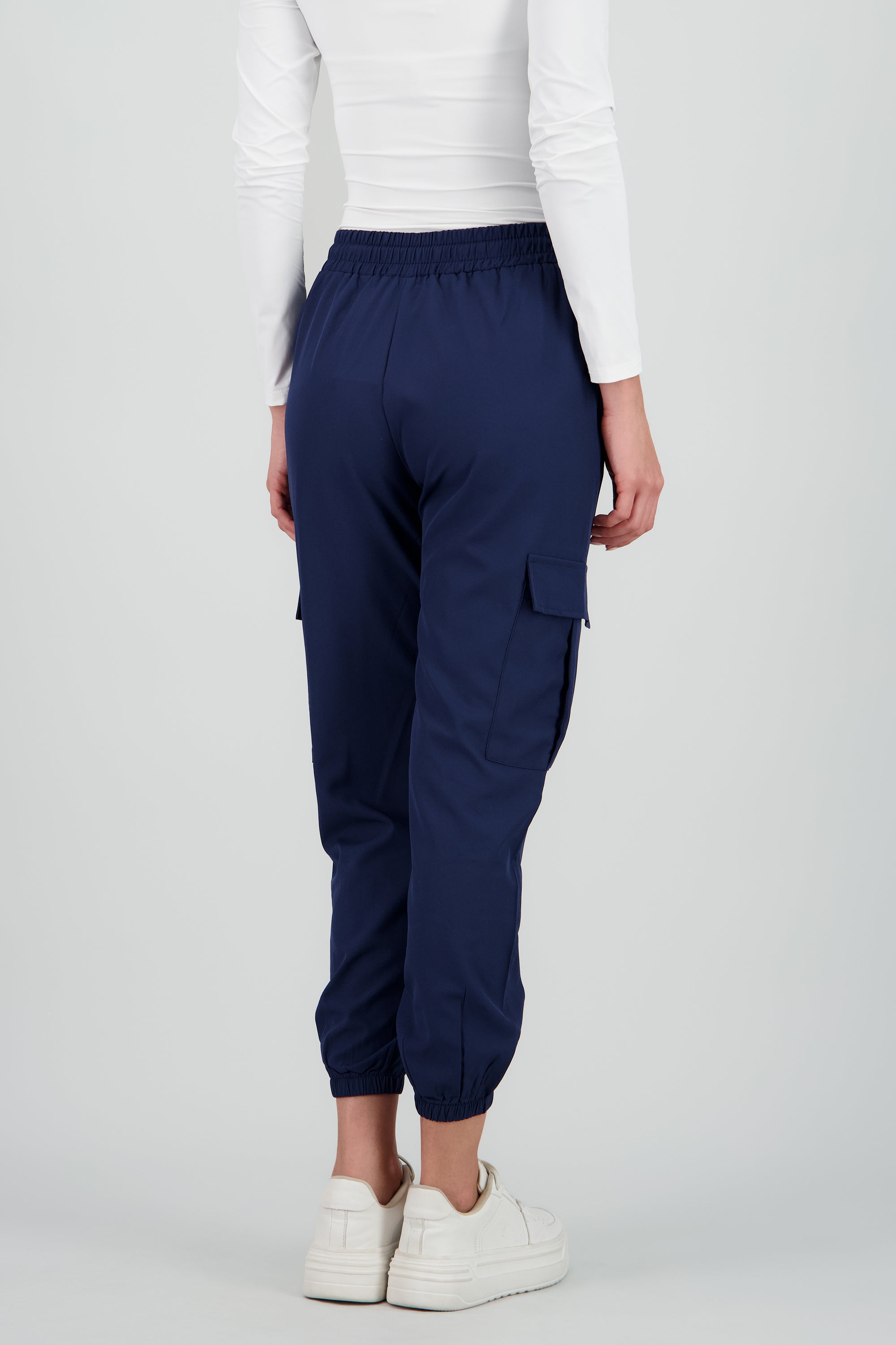 Pantalón Cargo Monocolor Bolsas MARINO