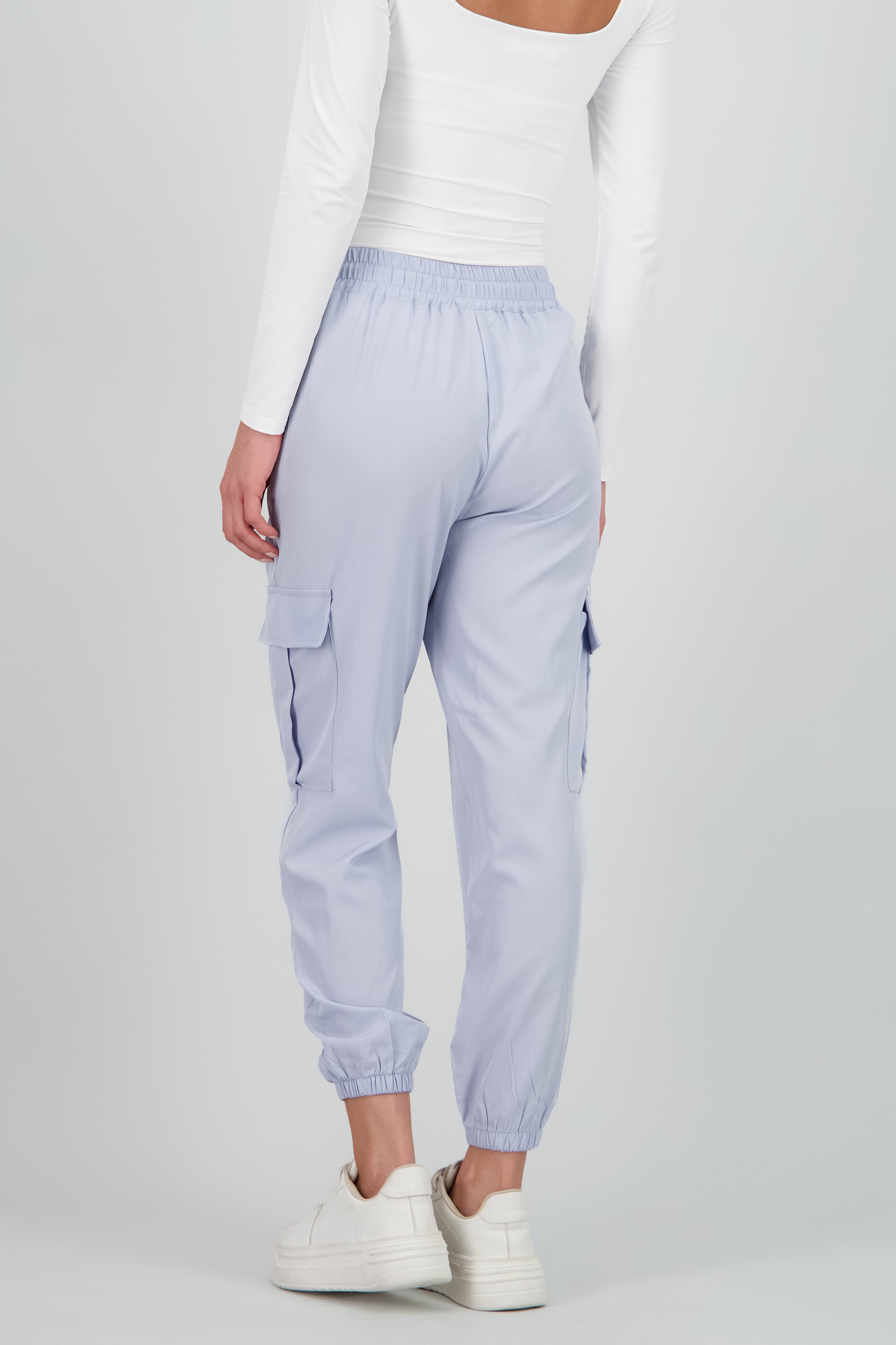 Pantalón Cargo Monocolor Bolsas AZUL CIELO