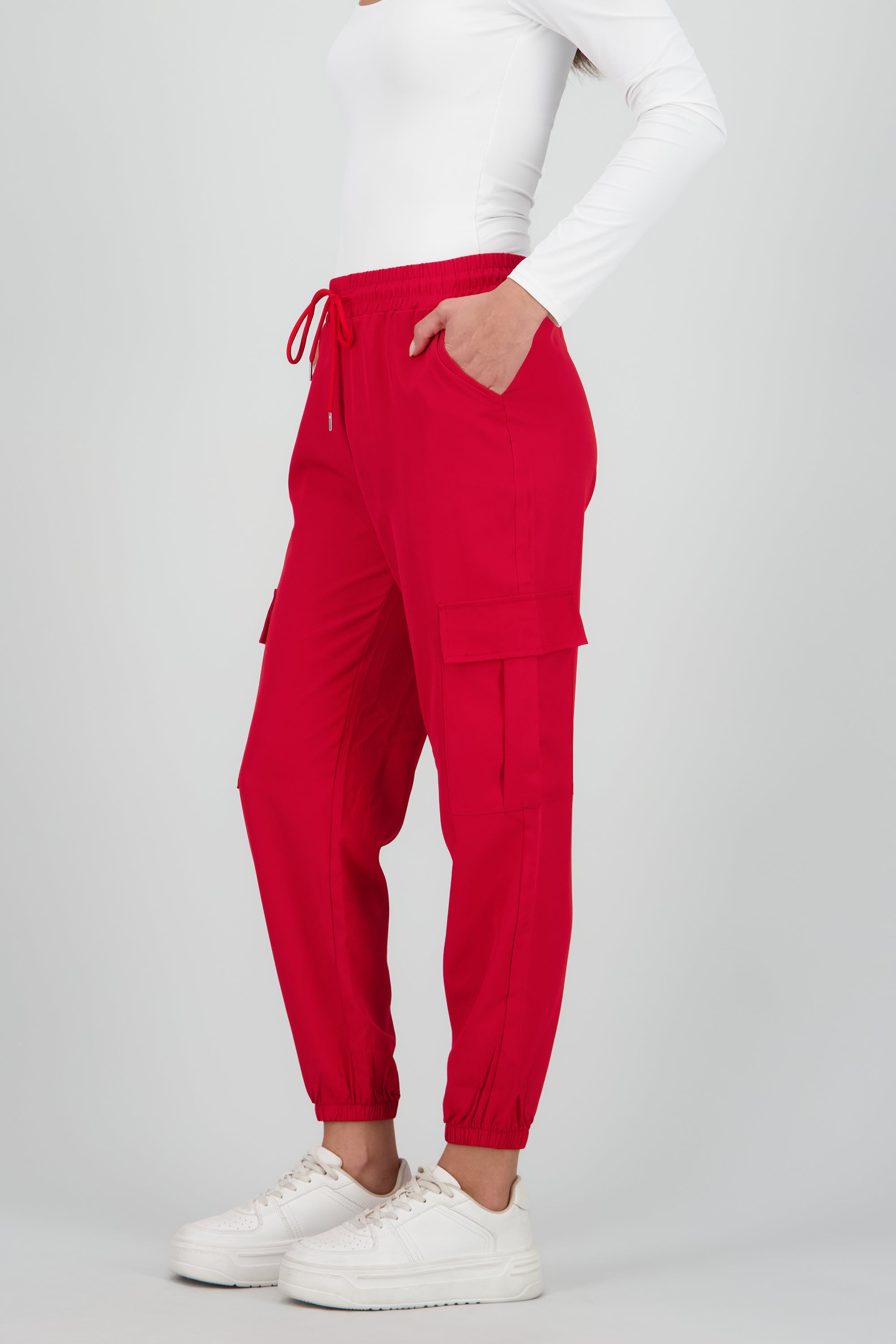 Pantalón Cargo Monocolor Bolsas ROJO