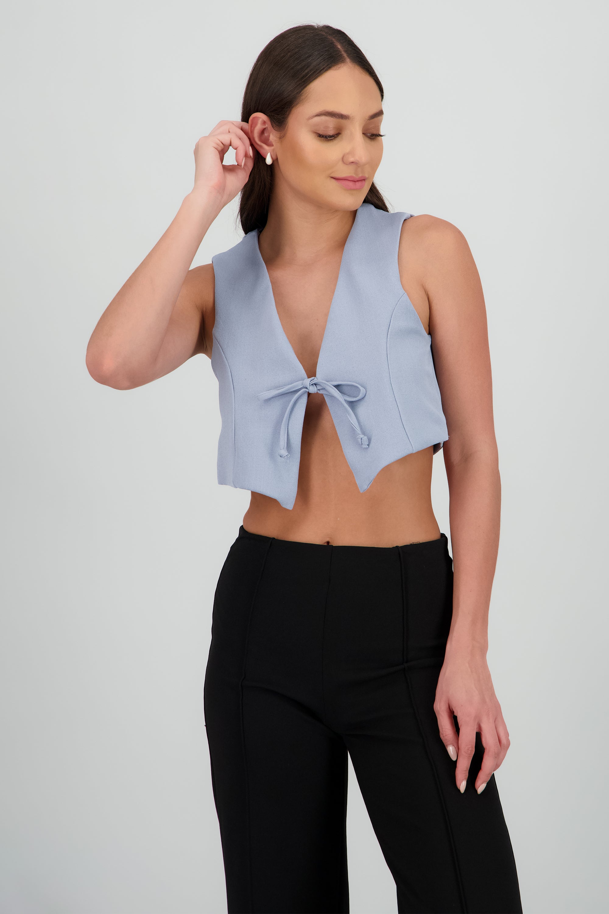 Chaleco crop detalle lazo corte AZUL PASTEL