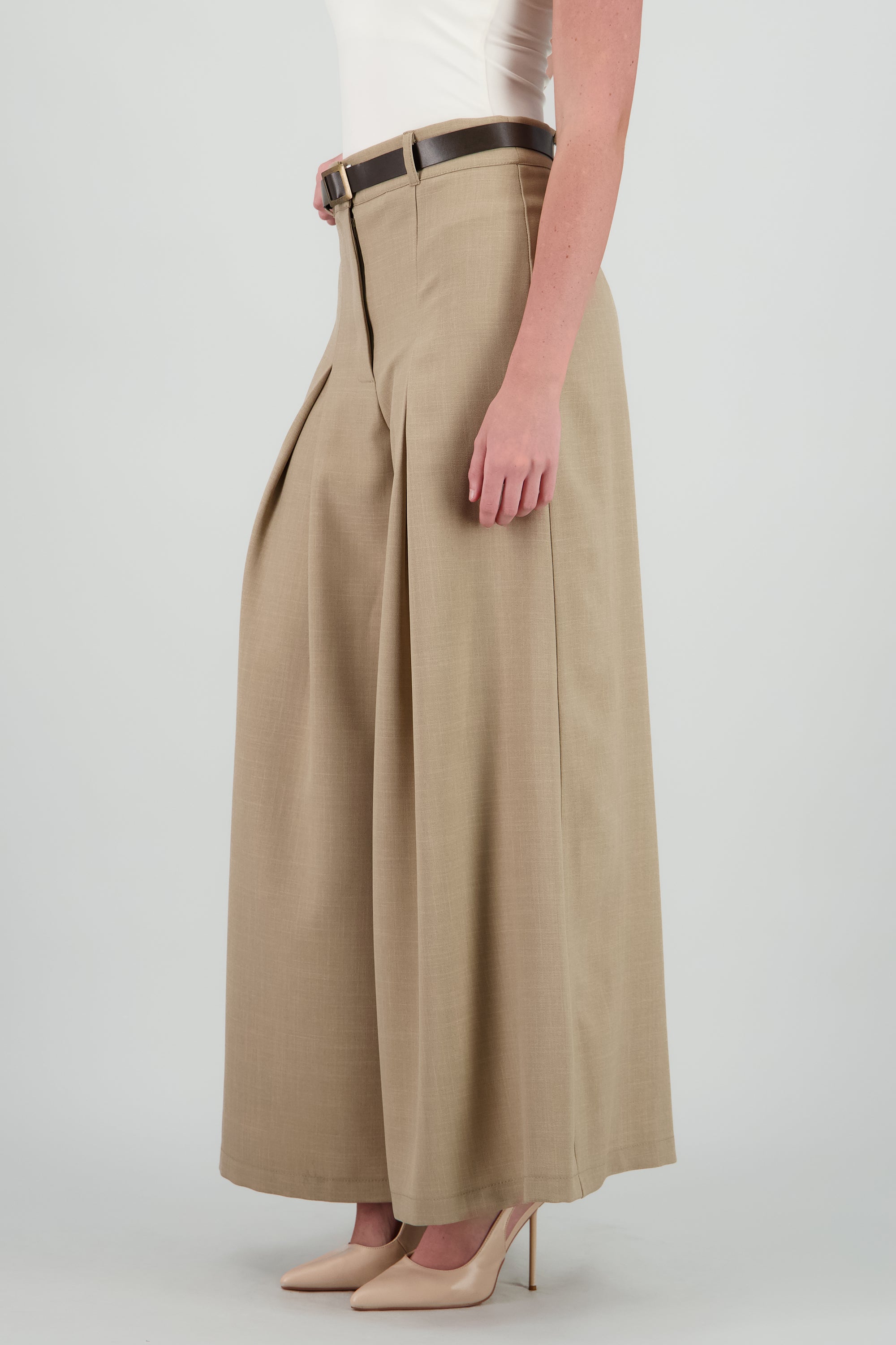 Pantalon wide leg pinzas con cinturon ARENA