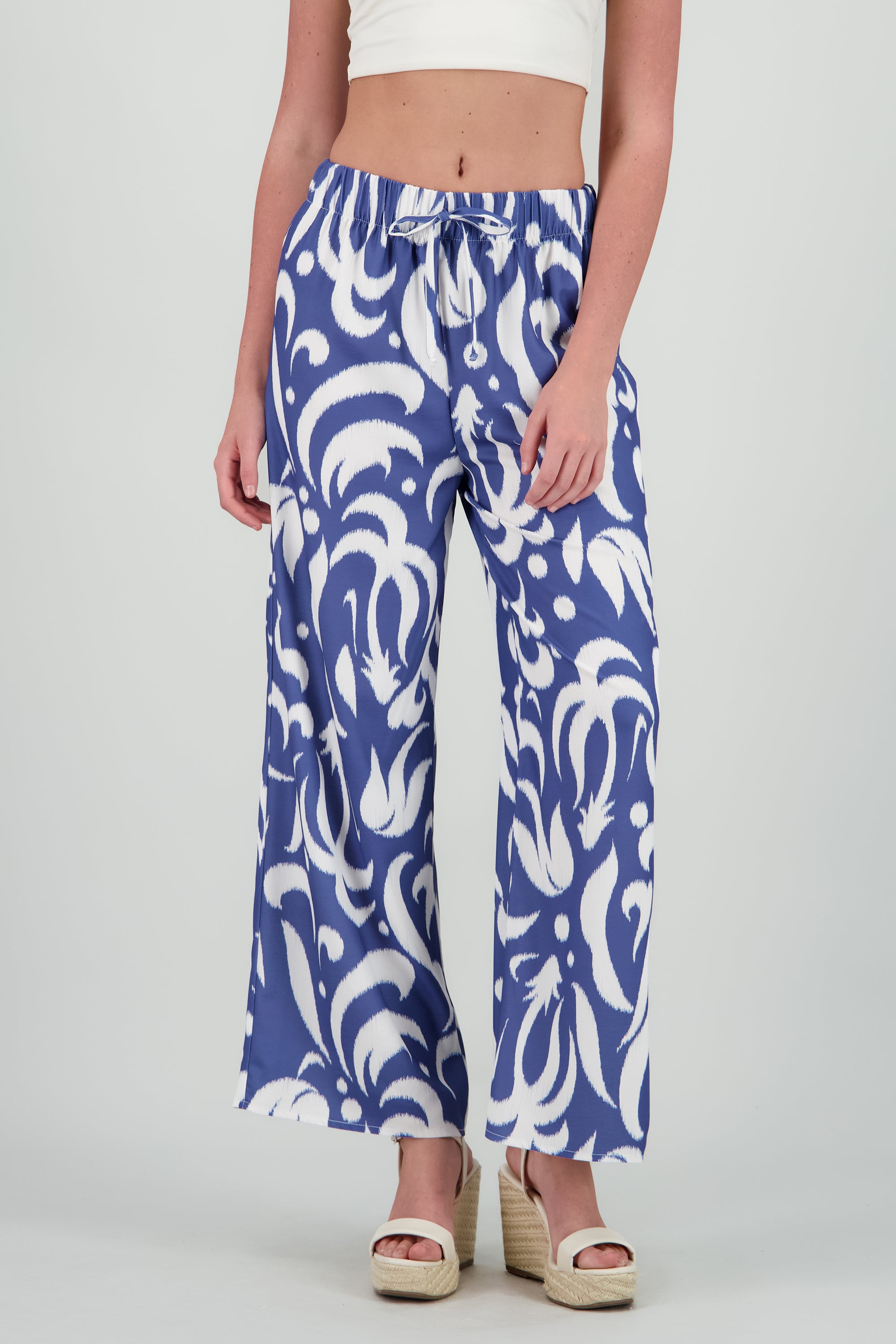 Pantalon amplio estampado tropical AZUL COMBO