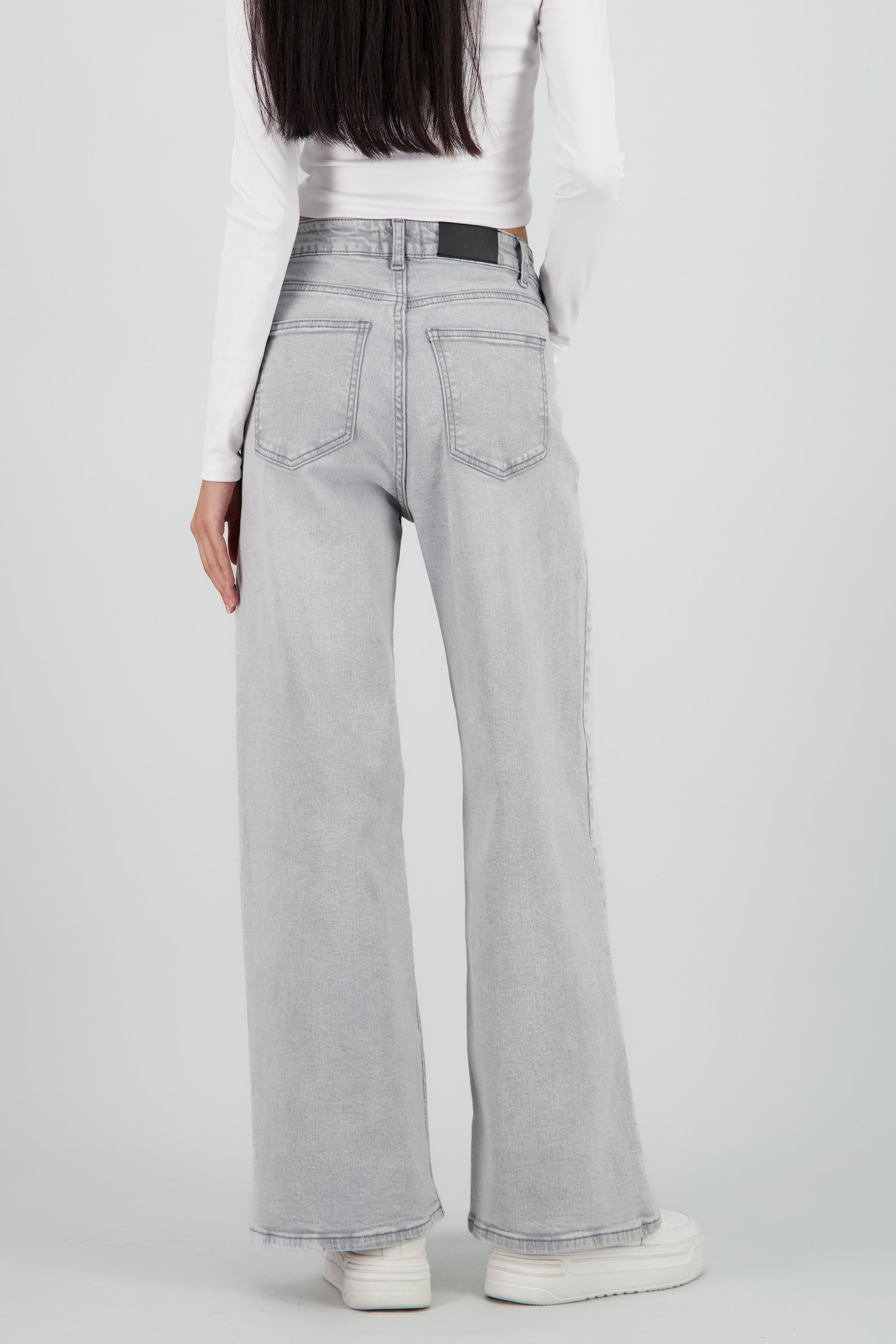 Jeans wide leg amplios GRIS CLARO