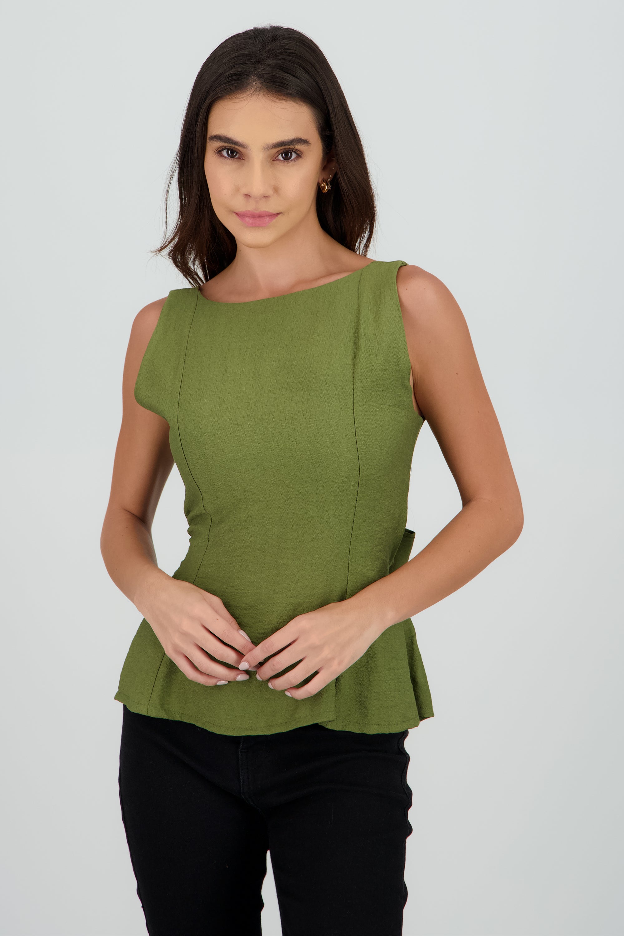 Blusa sin mangas detalle moño en espalda OLIVO