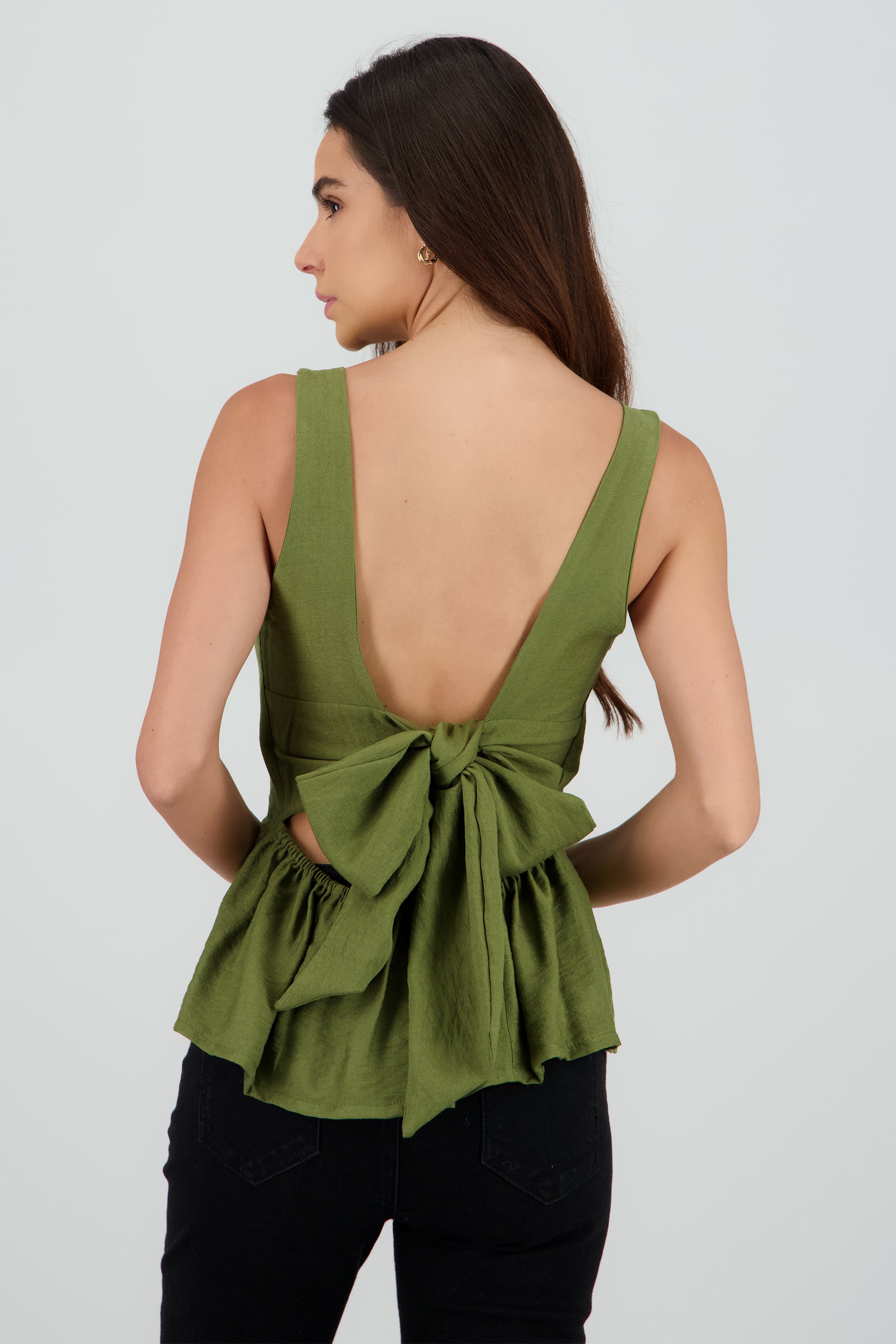 Blusa sin mangas detalle moño en espalda OLIVO