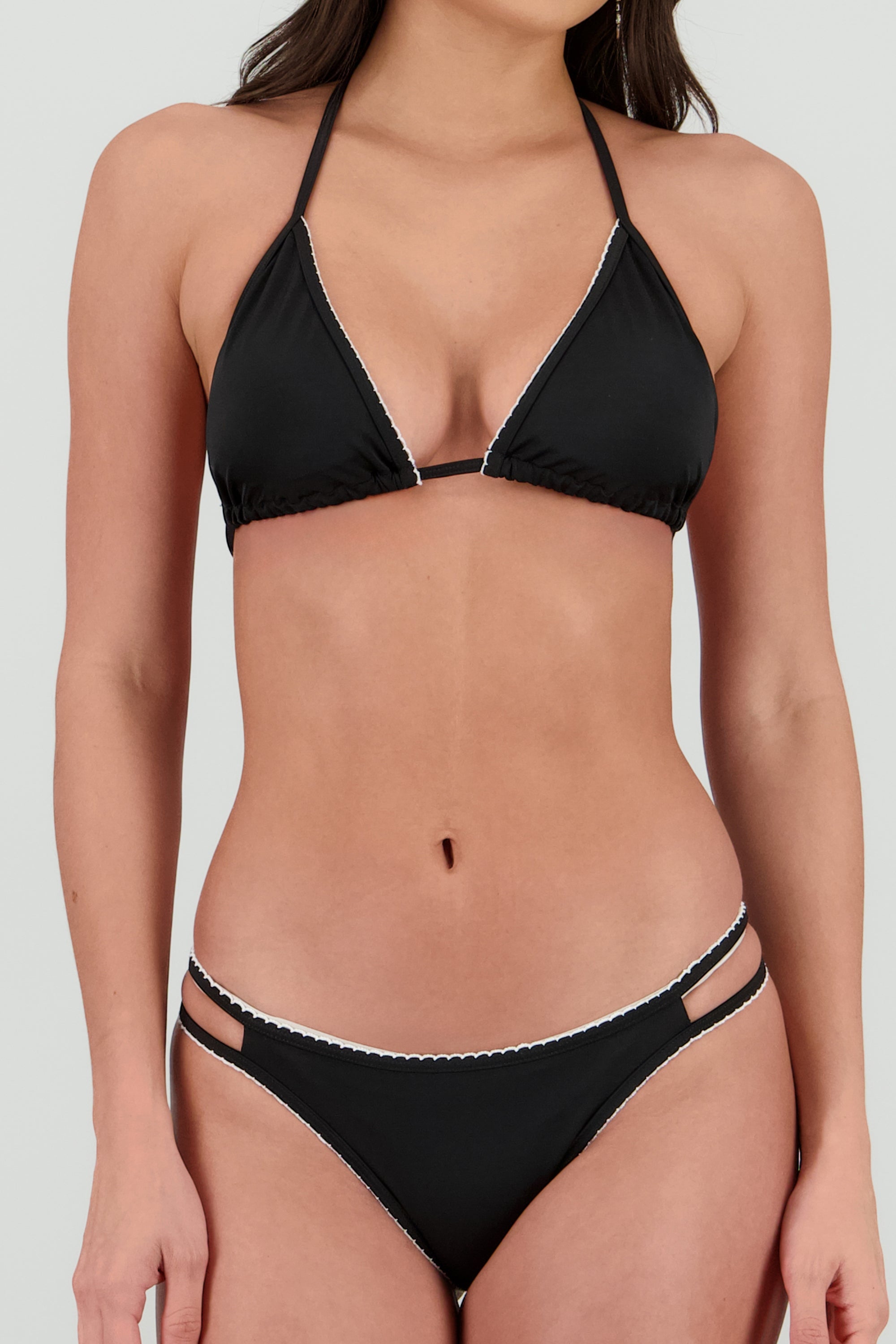 Bikini detalle bordes NEGRO