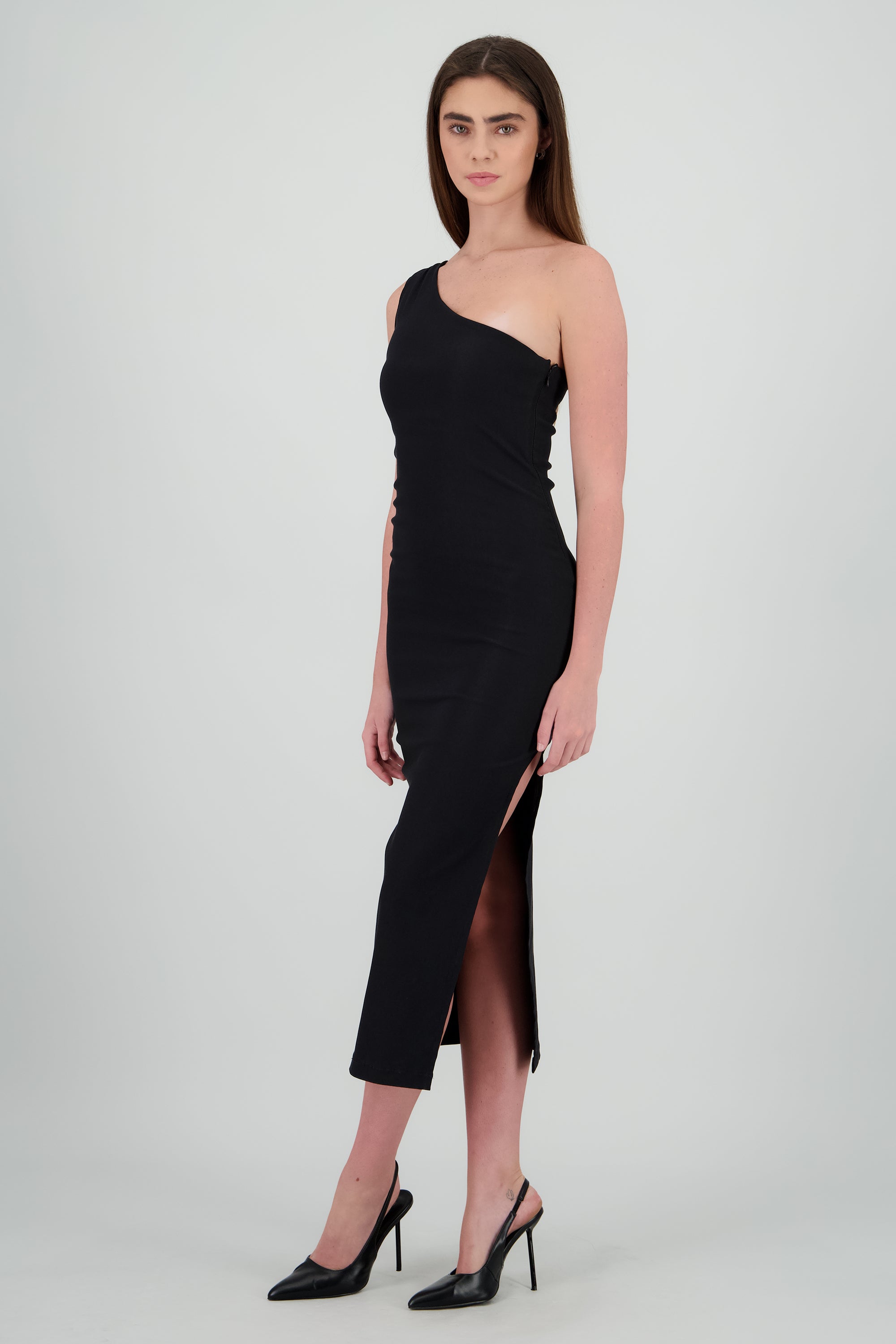 Vestido maxi corte asimetrico NEGRO