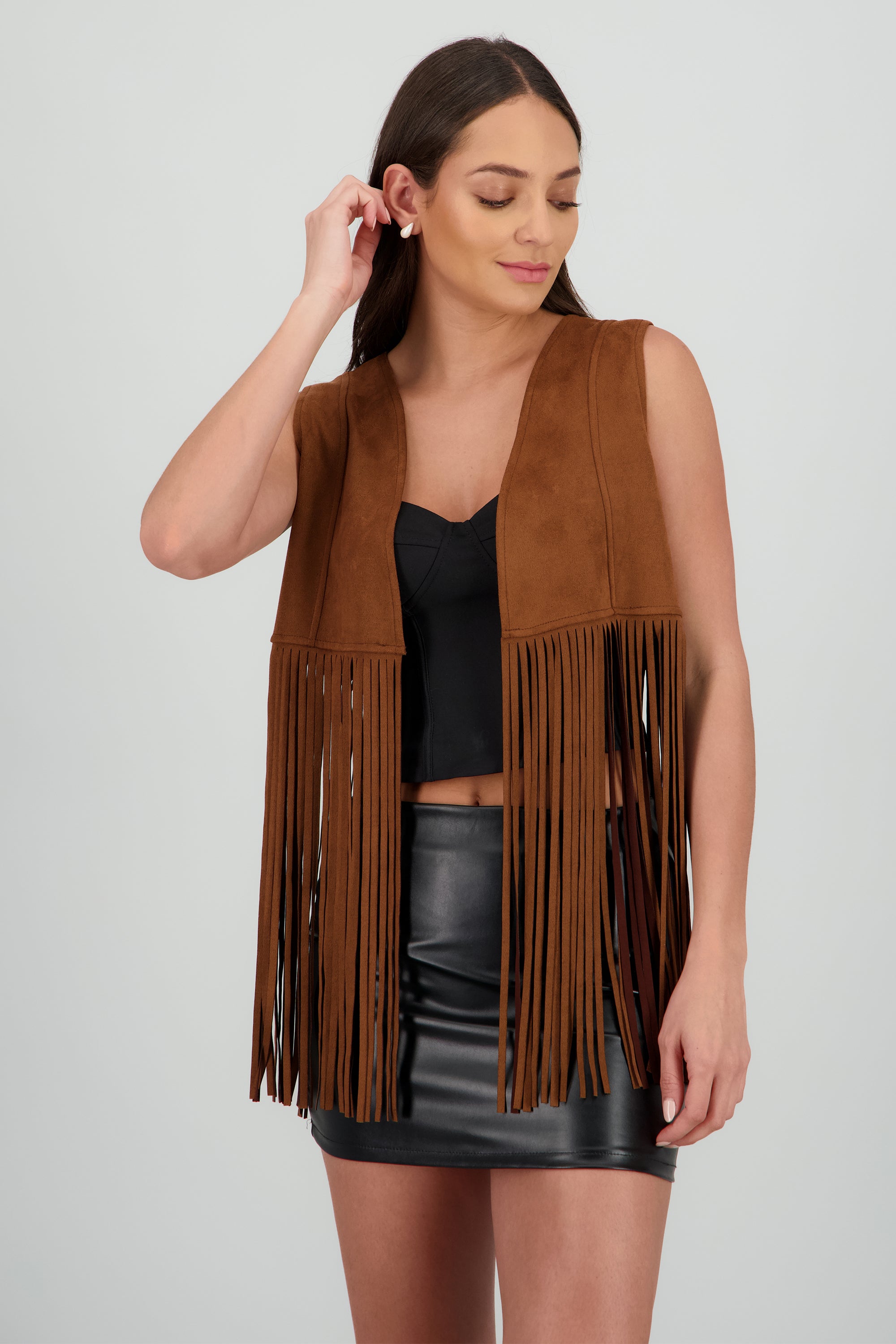 Chaleco liso suede detalle fringe CAMELLO